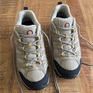 Merrell Women's Vibram Trail Shoe - 9.5